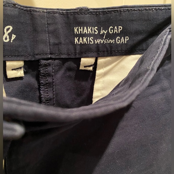 GAP Boyfriend Roll-Up shorts - Picture 3 of 3